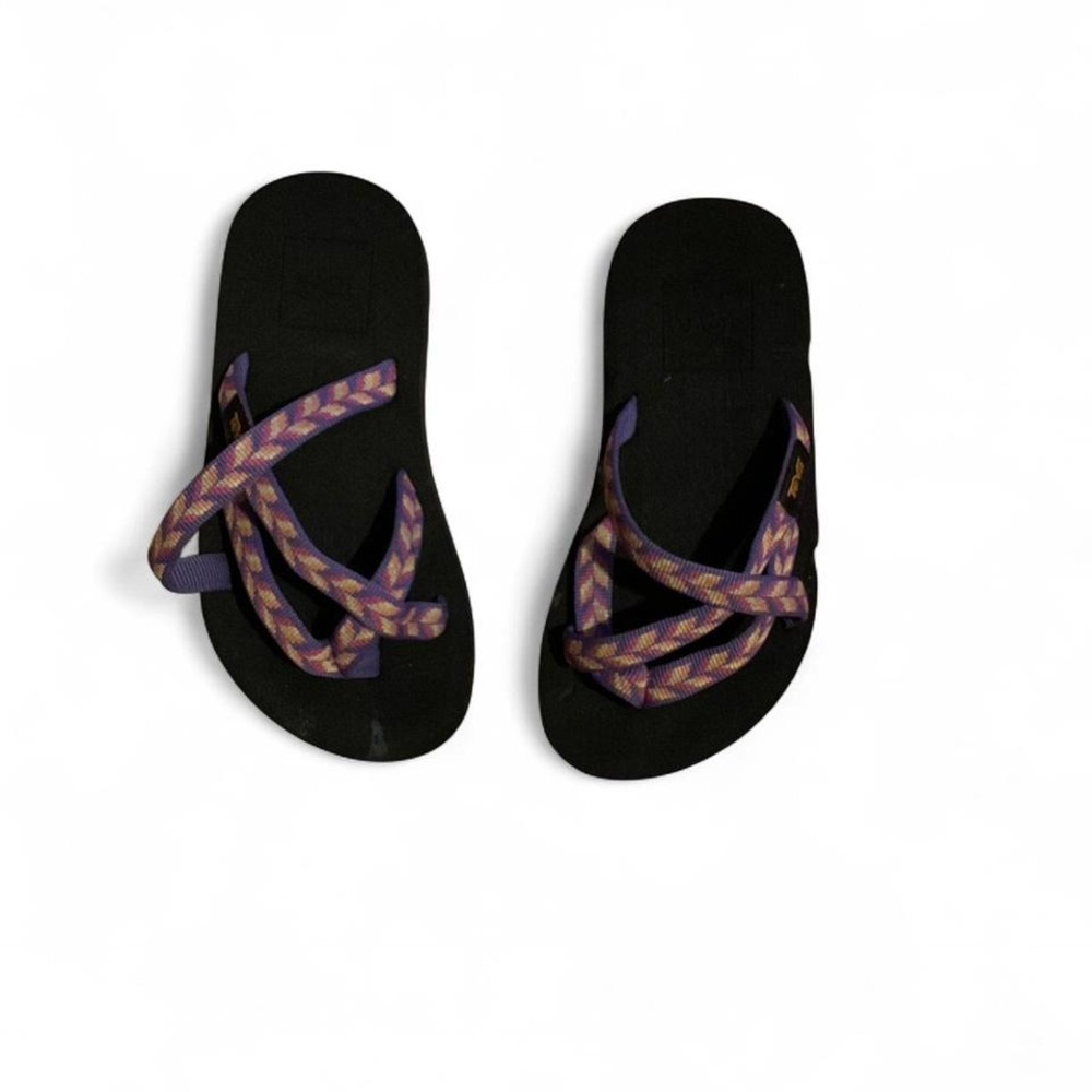 Teva sandls‎